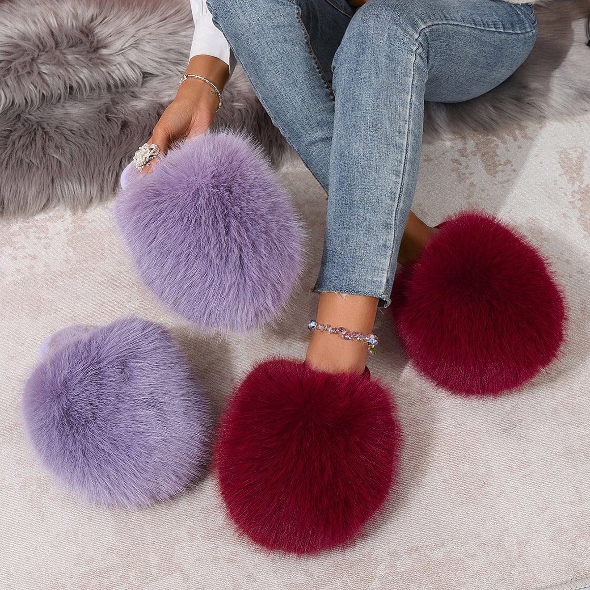Women's Plus-size Solid Color Fluffy Big Furry Slippers