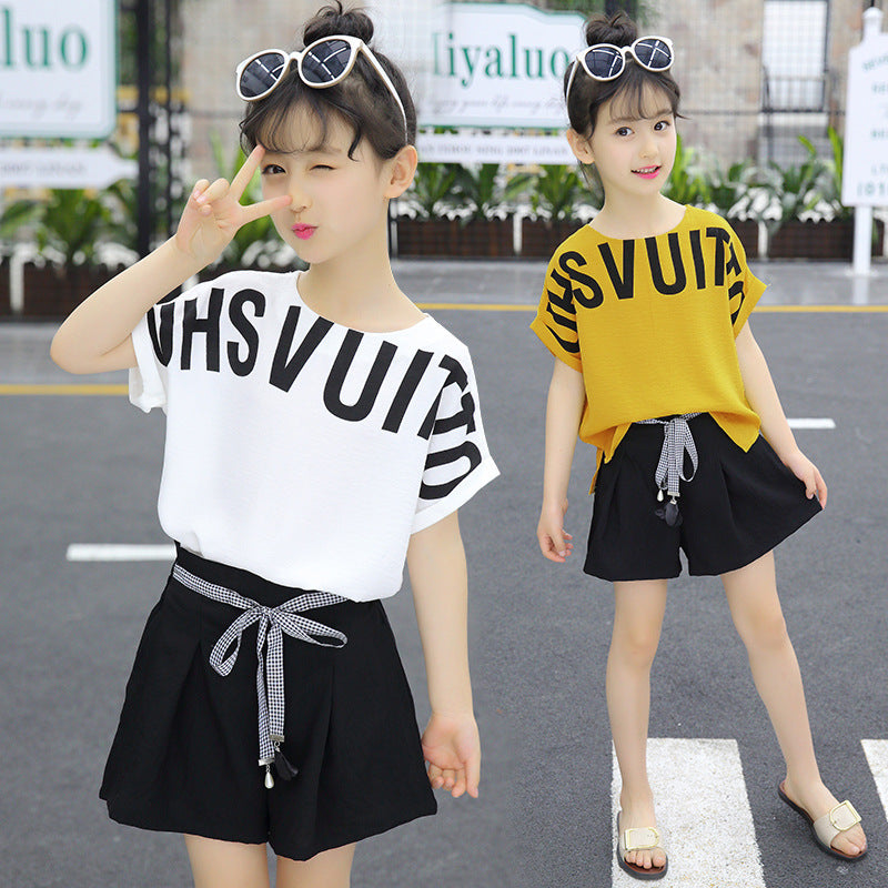 Korean Alphabet Short-sleeved Wide-leg Shorts