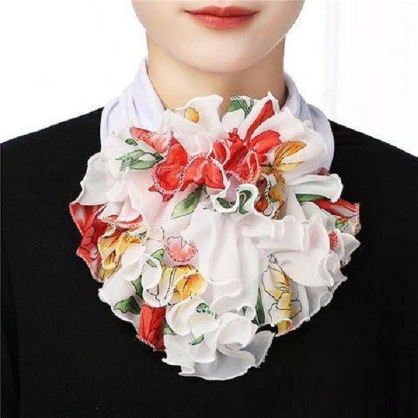 Women Fashion Neck Scarf (Available)