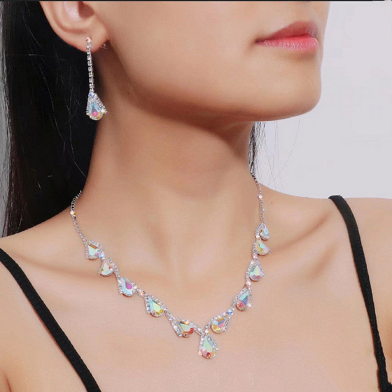 Women's Fashionable And Versatile Crystal Necklace Set