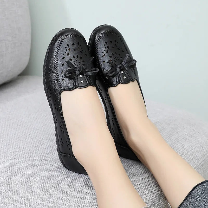 Summer Mom Shoes Women's Breathable Sandals Soft Bottom Casual Hollow Out