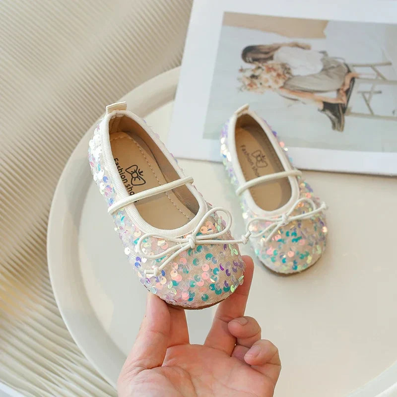 Girls' Shoes 2025 Spring New Fashion Little Girl Sequin Princess Shoes Soft Sole Girls' Shallow Mouth Single Shoes Breathable
