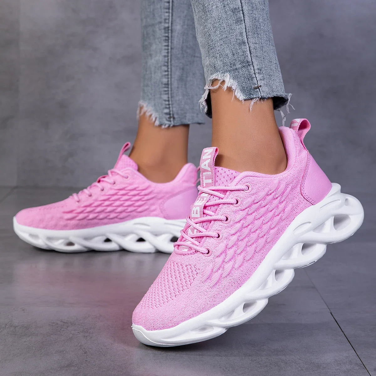 Women's Shoes Breathable Non-slip Casual Sneakers Lightweight Outdoor Comfortable Platform Walking Shoes