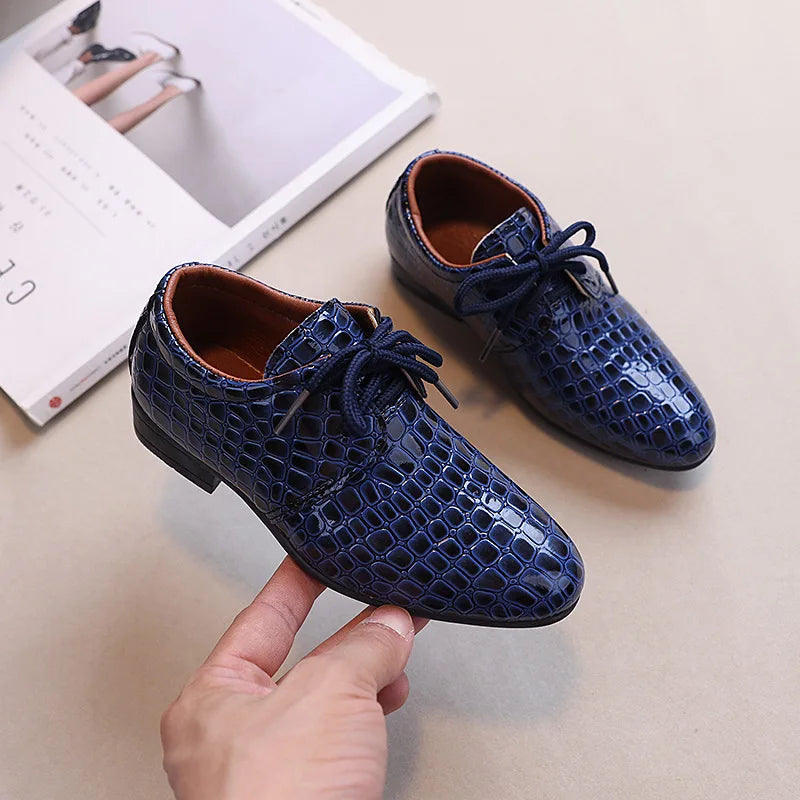Children Boys Leather Shoes 2025 New Retro Fashion Lace Up Pointed Toe Dress Shoes Uniform Kids Oxford Performance Flats Shoes