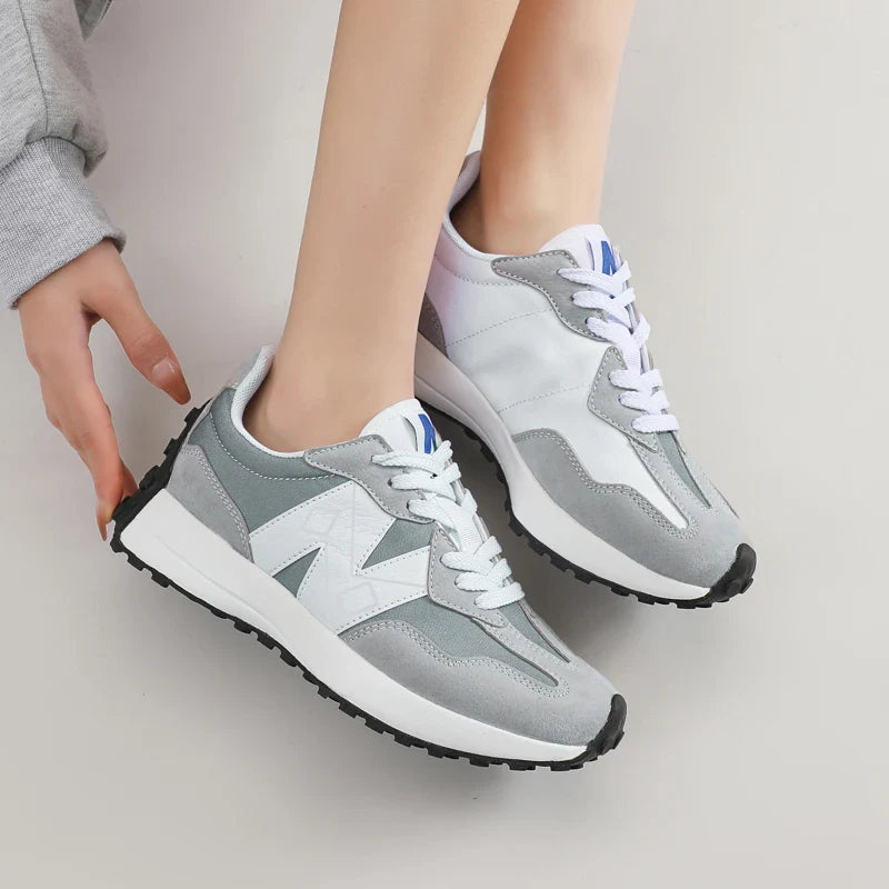 New Women's Causal Sneakers Summer Shoes Woman Fashion Breathable Lace Up Sports Shoes for Women Platform Walking Designer Shoes