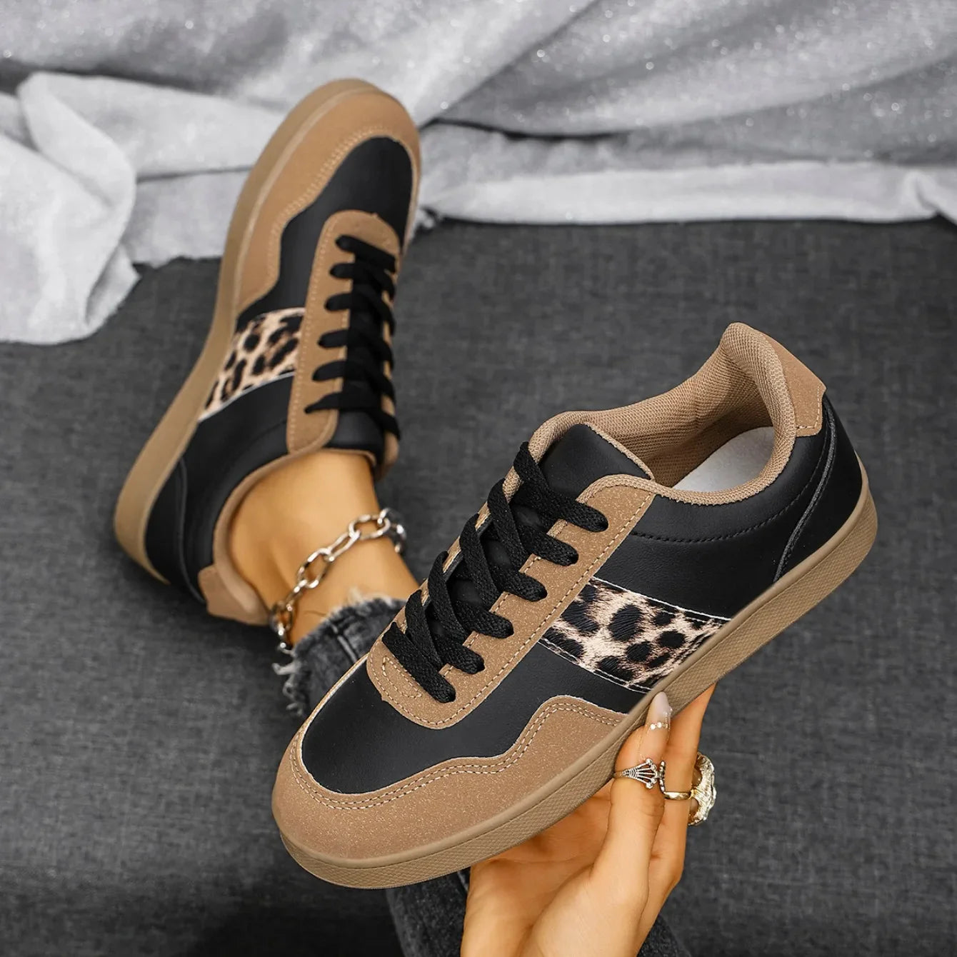 Women Sneakers 2025 New Fashion Luxury Designer Shoes for Women Brand Classical Outdoor Casual Sneakers Women Zapatos De Mujer