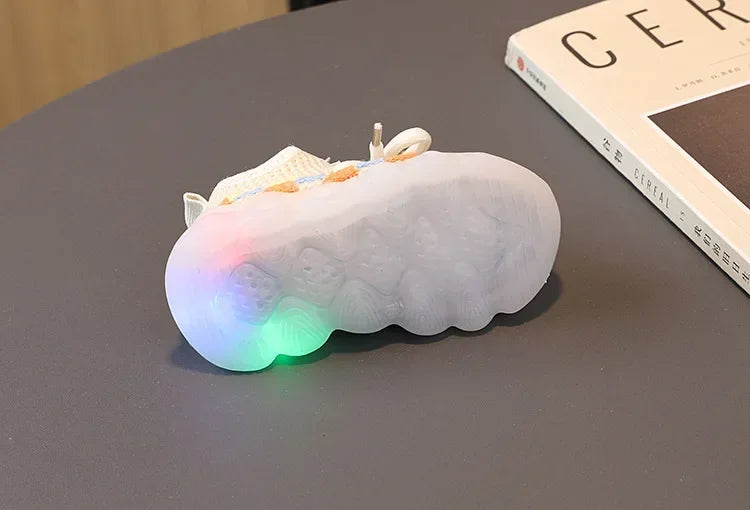 Fashion Children's Luminous Sneakers LED Flashing Shoes for Girls Baby Casual Shoes Spring Autumn Hot Sale Toddler Sports Shoes