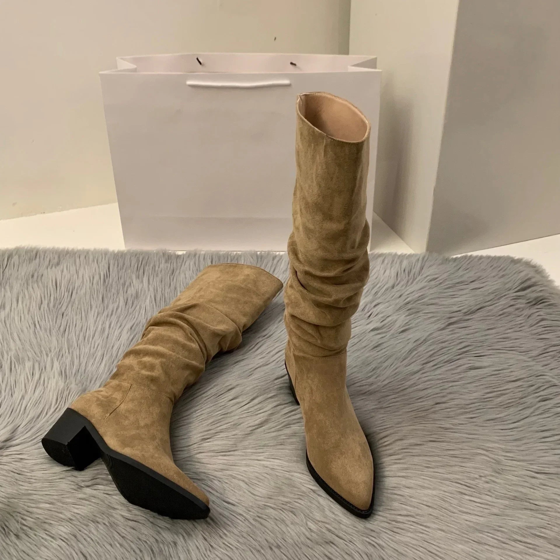 Women's Suede High-heeled Boots for Autumn and Winter 2025, New Plush Pointed Stacking Boots, Fashionable Outdoor Knight Boots