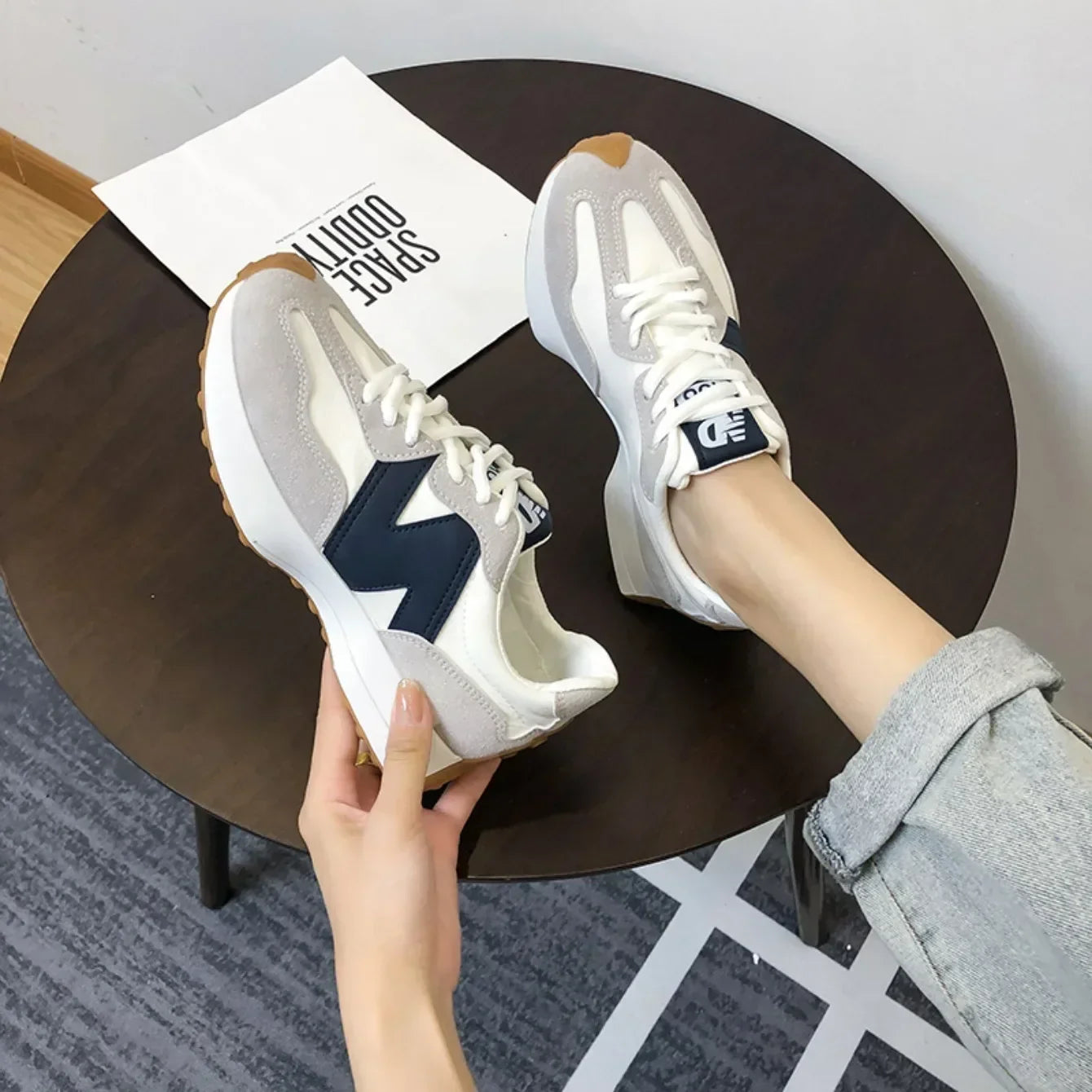 Women's Sneakers Hot-selling Fashionable Breathable Lace Comfortable Women's Shoes Casual Thick Sole Brand Running Sports Shoes