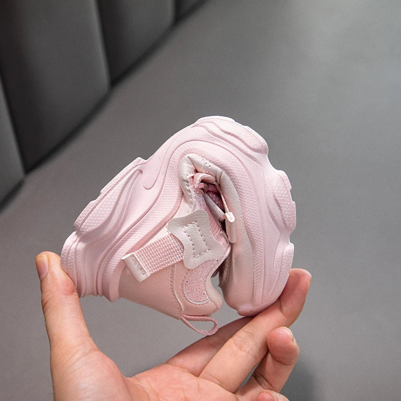 Fashion Versatile Sneakers for Girls 2026 New Autumn Toddler Running Shoes Soft Sole All-day Comfort Kids School Sports Sneakers