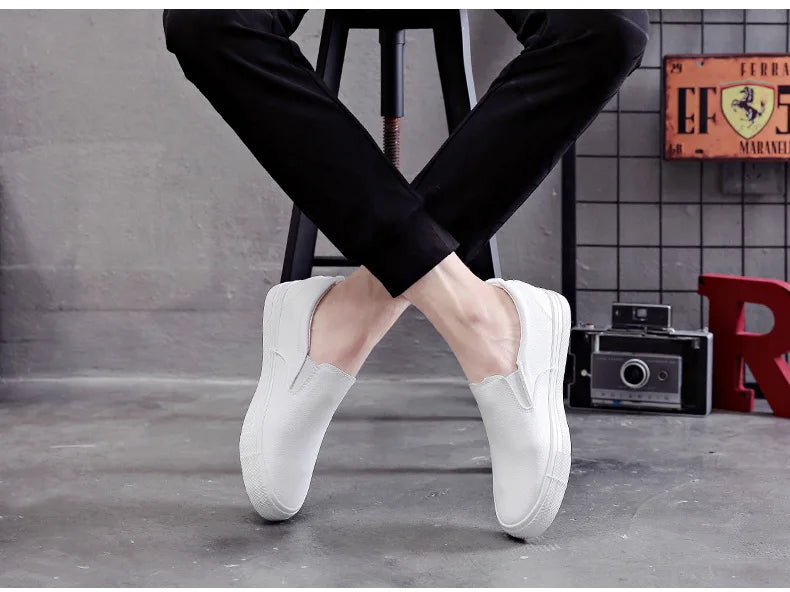 New Shoes for Men Leather Casual Shoes Spring Fashion Concise Flat Shoes 2 Colors Slip-on Loafers   (Available)