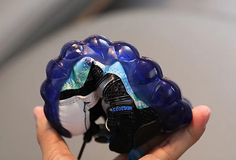 New Kid Sneaker Anti Slip Soft Bottom Boy LED Light Shoes Comfort Versatile Girls Casual Shoe Simple Child Mesh Shoes