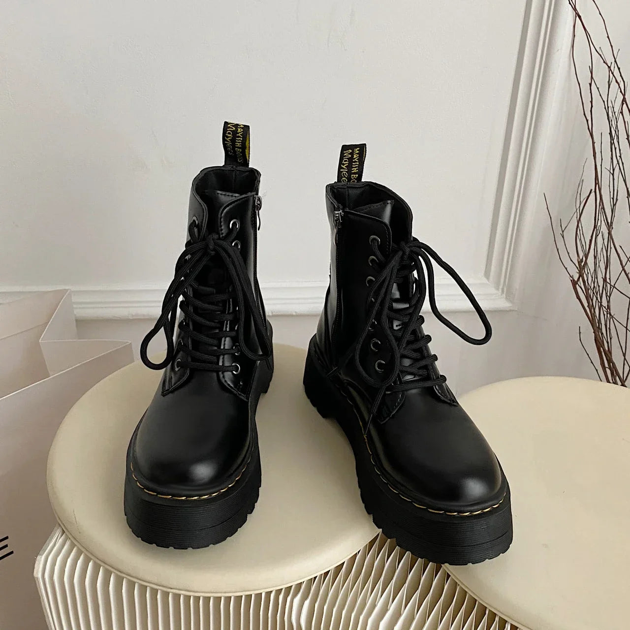 Women's Boots New Genuine Leather Ankle Shoes Chelsea Botas Ladies Classic Punk Platform Shoes Women Casual High Heels Boots