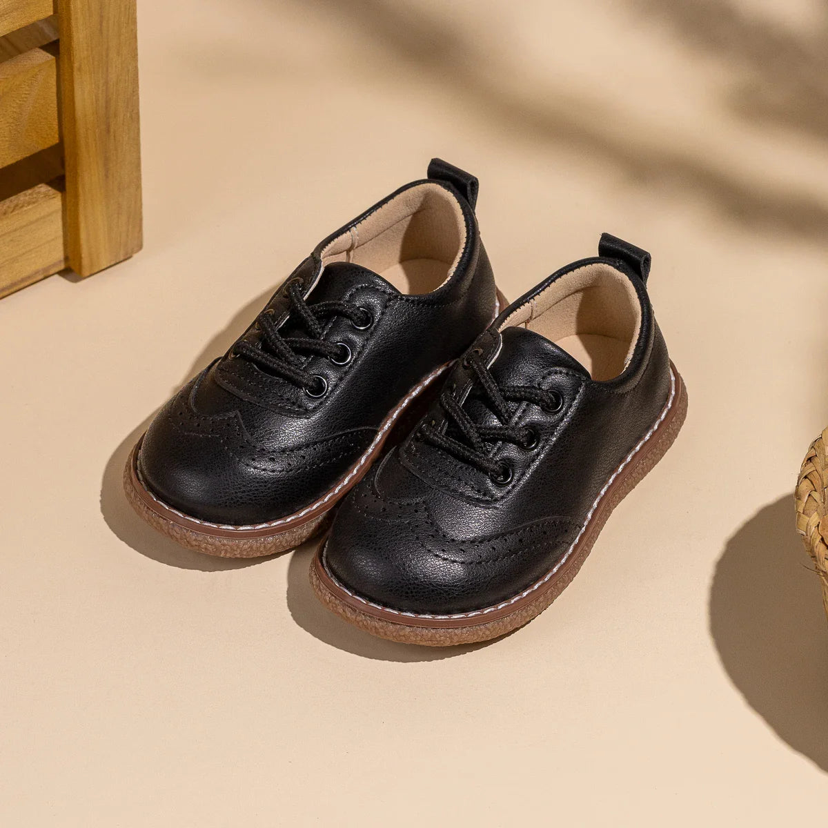 KIDSUN Children Retro Casual Leather Shoes Comfortable Breathable Rubber Soft Anti-Slip Flat Sole Lace Up Solid Color Flats Shoe