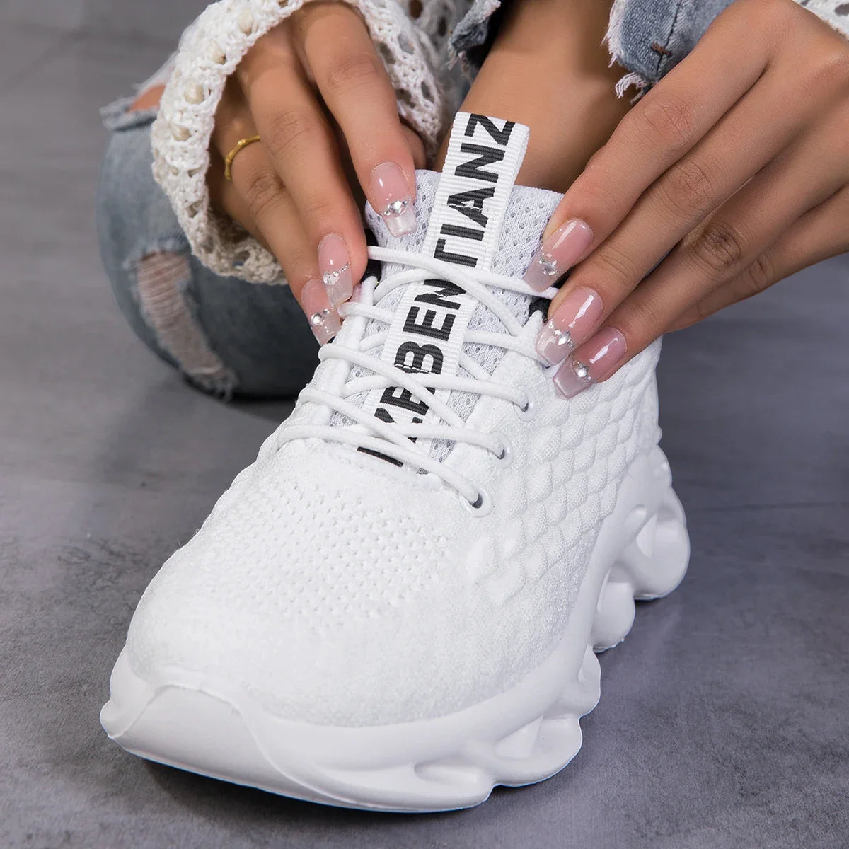 Women's Shoes Breathable Non-slip Casual Sneakers Lightweight Outdoor Comfortable Platform Walking Shoes