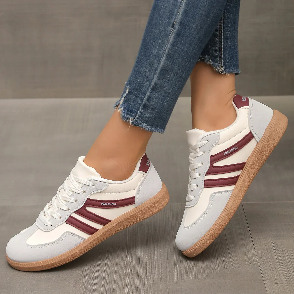 Women Sneakers 2025 Spring New Luxury Flat Loafers Comfortable Slip on Soft Female Sneakers Lightweight Outdoor Shoes for Women
