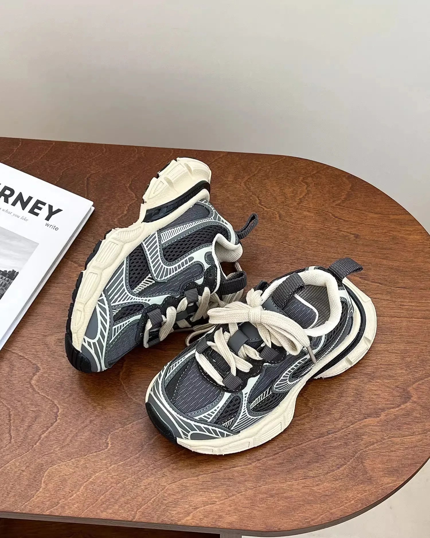 Children's Sneakers Chunky 2025 New Girls Basketball Shoes Fashion Versatile Kids Causal Boys Sports Shoes for School Breathable