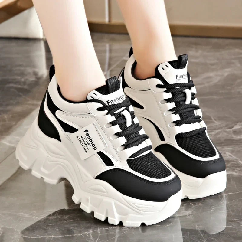 Women's White Platform Sneakers 2025 Spring Lace Up Thick Bottom Vulcanized Shoes Woman Breathable Non Slip Sports Shoes Ladies