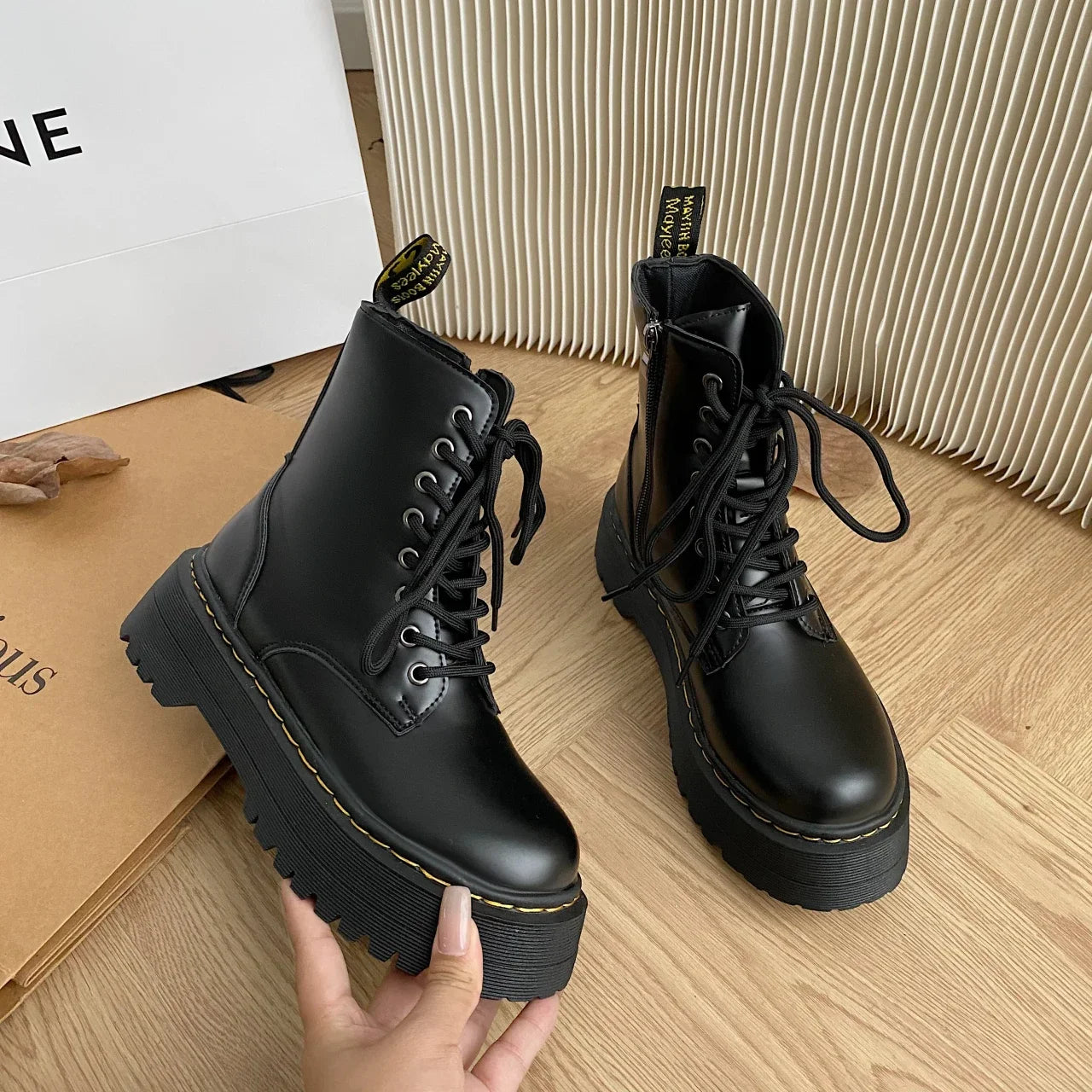 Women's Boots New Genuine Leather Ankle Shoes Chelsea Botas Ladies Classic Punk Platform Shoes Women Casual High Heels Boots