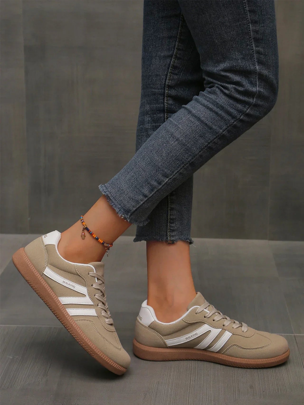 Women Sneakers Spring New Luxury Flat Loafers Comfortable Slip on Soft Female Sneakers Lightweight Outdoor Shoes for Women