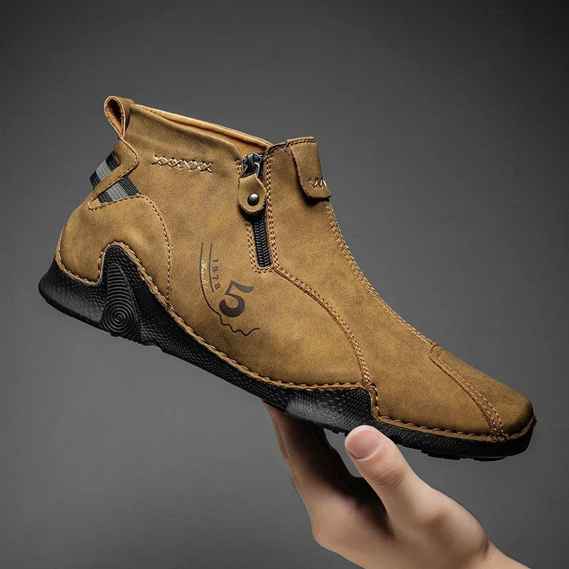Sneakers Men Casual Shoes Outdoor Anti Slip Man Ankle Boots High Quality Sneakers Man Flat Bottomed Short Boots Shoes for Men