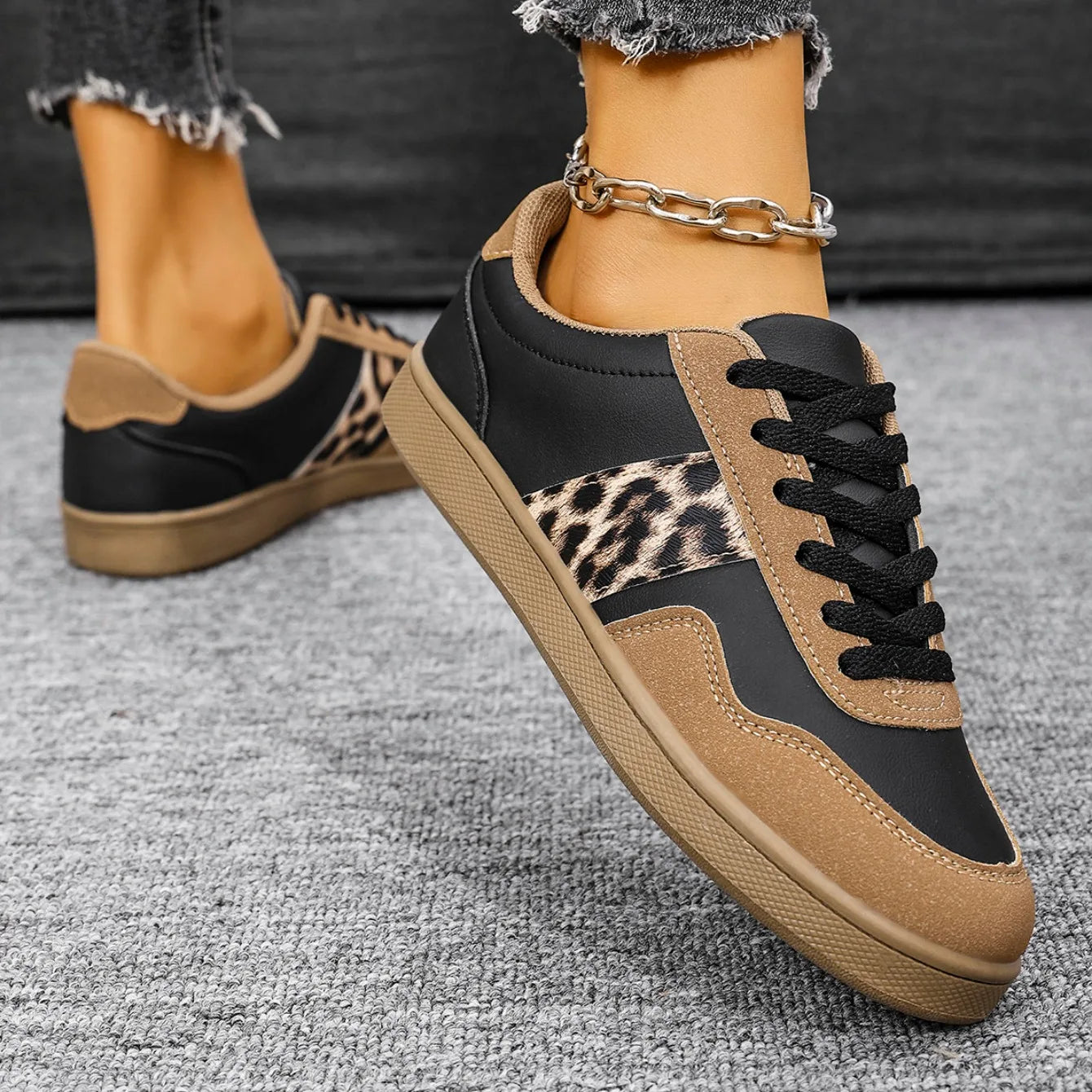 Women Sneakers 2025 New Fashion Luxury Designer Shoes for Women Brand Classical Outdoor Casual Sneakers Women Zapatos De Mujer