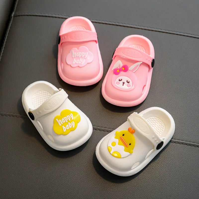 Children's Slippers - New Summer Cute Bear Design Soft-Sole Anti-Slip Indoor Bathroom Sandals for Baby Girls and Boys