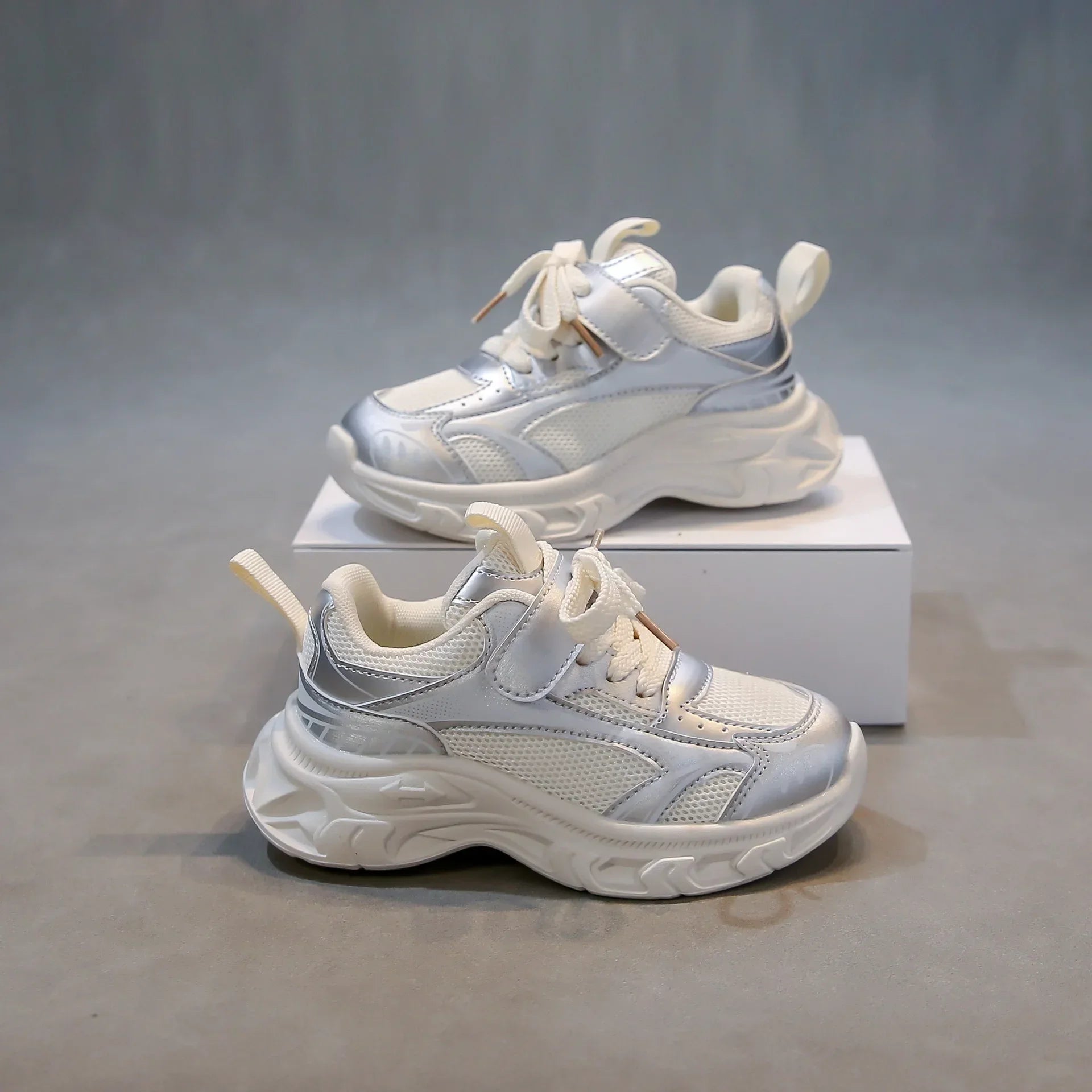 Students Sneakers Mesh Breathable 2025 Spring Autumn Boys Girls Running Shoes Versatile Children Sports Shoes Soft Sole Comfort