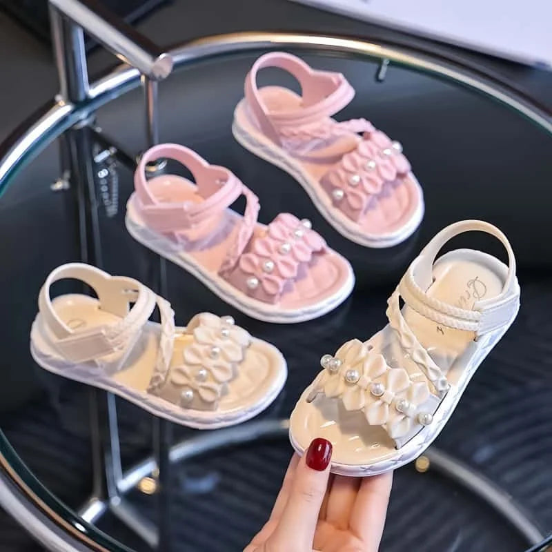 2025 brand-new eco-friendly material girls' sandals, summer fashion, elegant and versatile, children's princess shoes, summer st