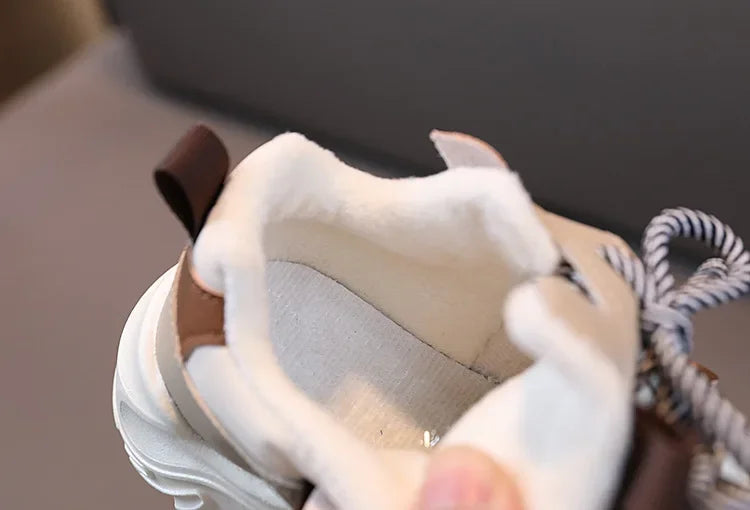 New Arrival Children Sneakers Pretty Silhouette Girl Running Shoes Pink Black Khaki Trendy Kids Shoes Boys Training Shoes