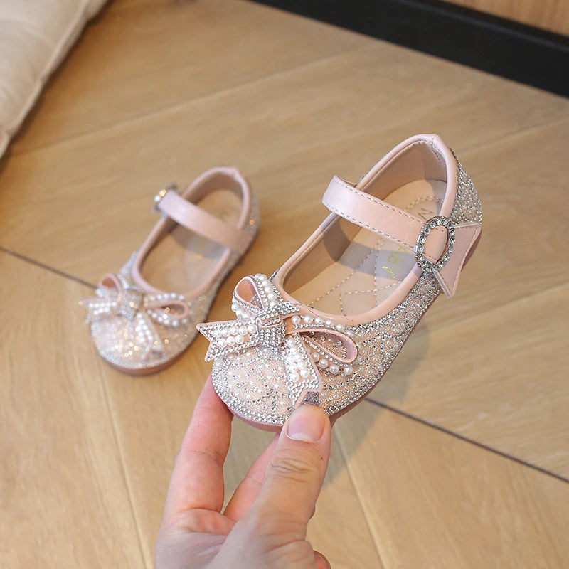2026 New Princess Shoes Spring Autumn New Children's Bow Small PU Leather Girl Shining Crystal Flats School Student Loafer 21-30