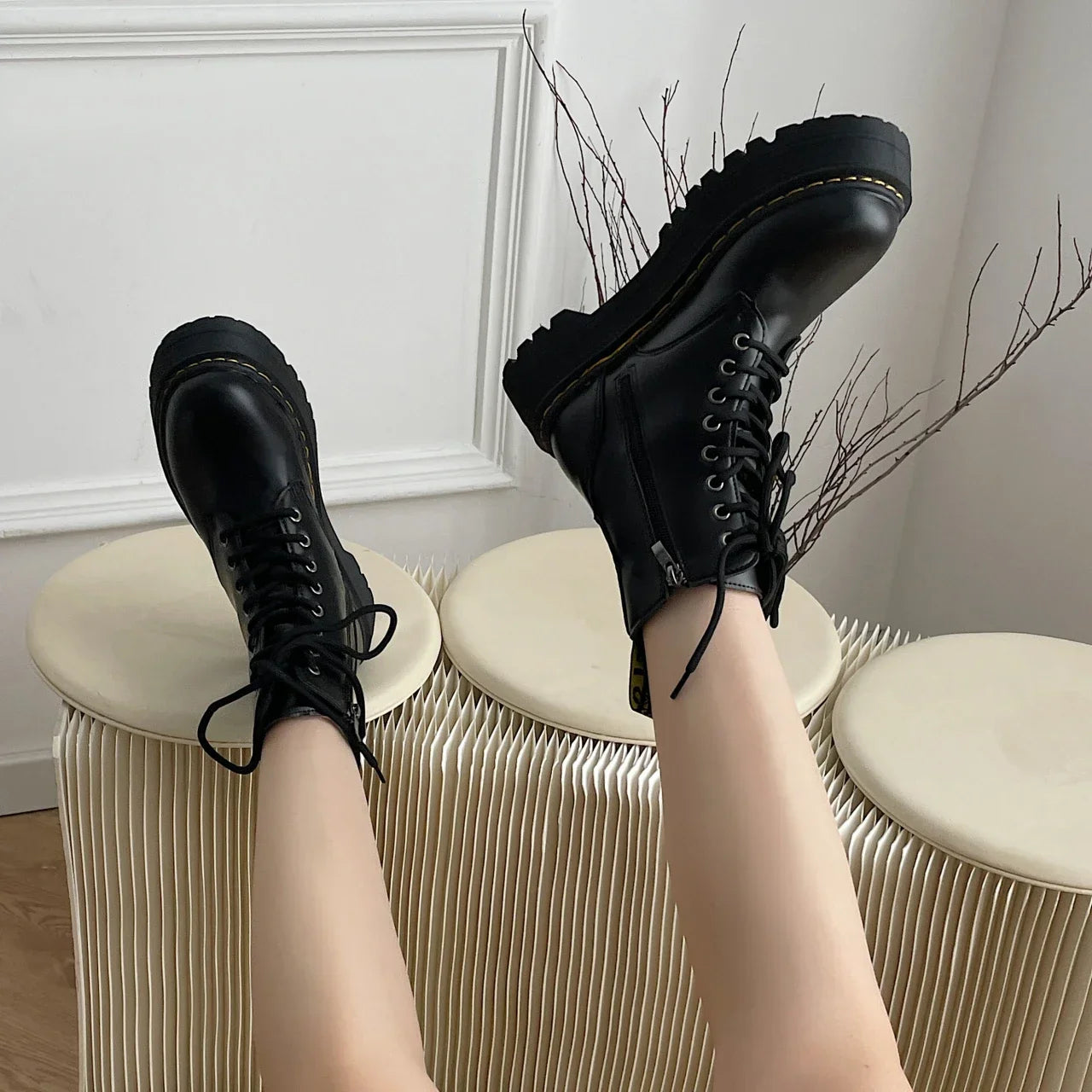 Women's Boots New Genuine Leather Ankle Shoes Chelsea Botas Ladies Classic Punk Platform Shoes Women Casual High Heels Boots