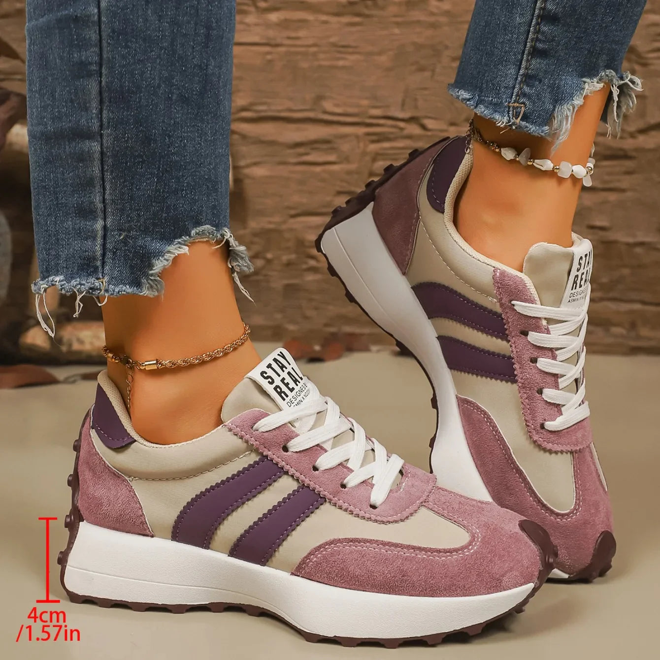 Designer Women Sneakers 2025 New Lightweight Soft Running Sneakers Women Thick Bottom Fashionable Sport Shoes Zapatos De Mujer