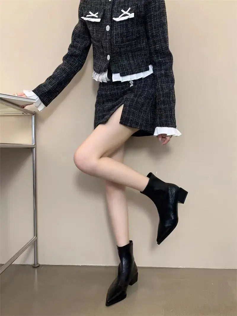 Women Pointed Ankle Boots Mid Heels Pointed Leather Sexy Chelsea Boots Trend Design Winter New Pumps Designer Short Botas Mujer
