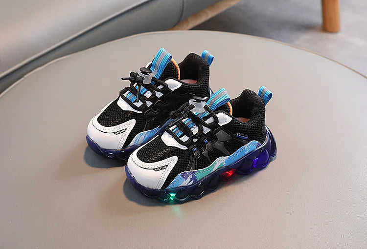 New Kid Sneaker Anti Slip Soft Bottom Boy LED Light Shoes Comfort Versatile Girls Casual Shoe Simple Child Mesh Shoes