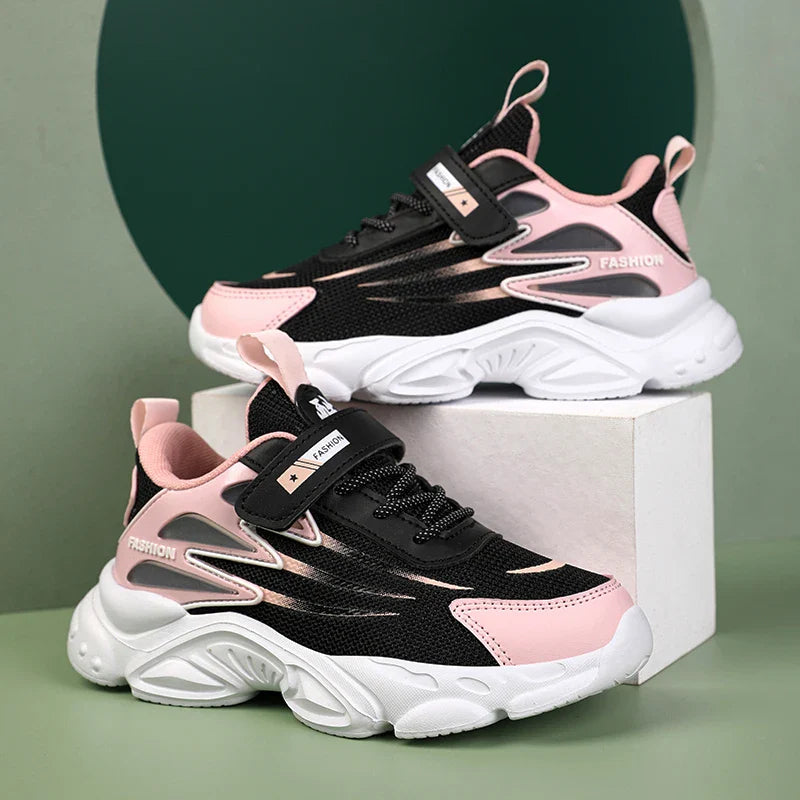 Children's Sports Shoes Summer Classic Outdoor Mesh Breathable Anti Slip Lightweight Running Shoes for Boys and Girls