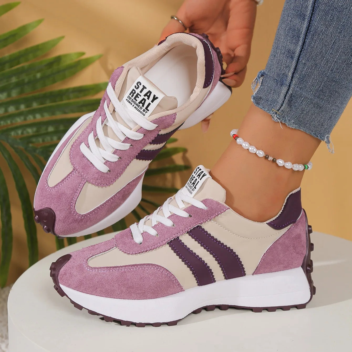 Women Sneakers Retro Casual Flat Bottom Round Toe Sports Shoes Spring Autumn New Style Versatile Fashionable Designer Shoes