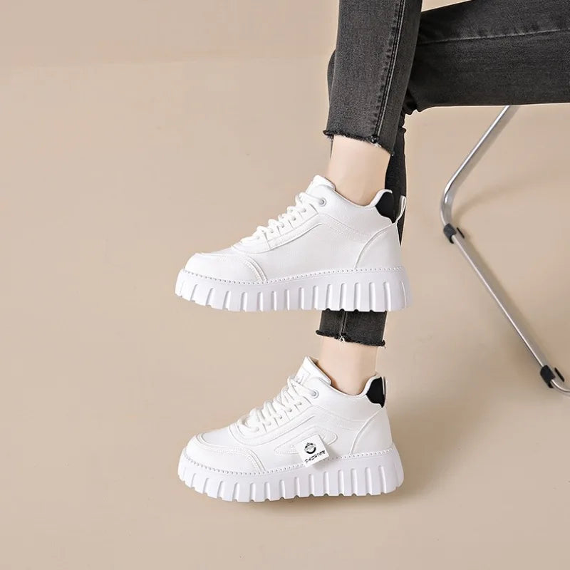 Women's Platform Sneakers Fashion High-top Casual Shoes for Women Lace Up Vulcanized Shoes Trendy Skateboard Shoes Zapatos Mujer