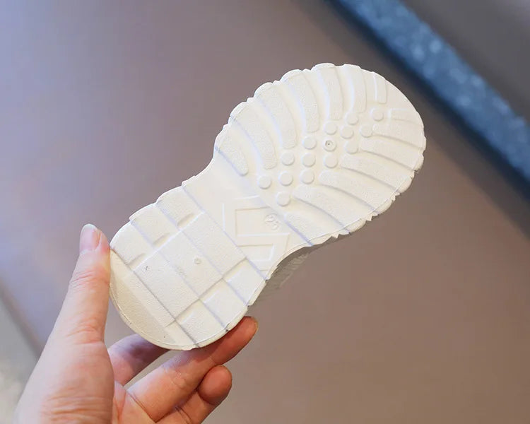 2025 New Spring Autumn Boys White Shoes Girls Breathable Mesh Casual Soft Sole Sneakers Kids Running Shoes Children Sports Shoes