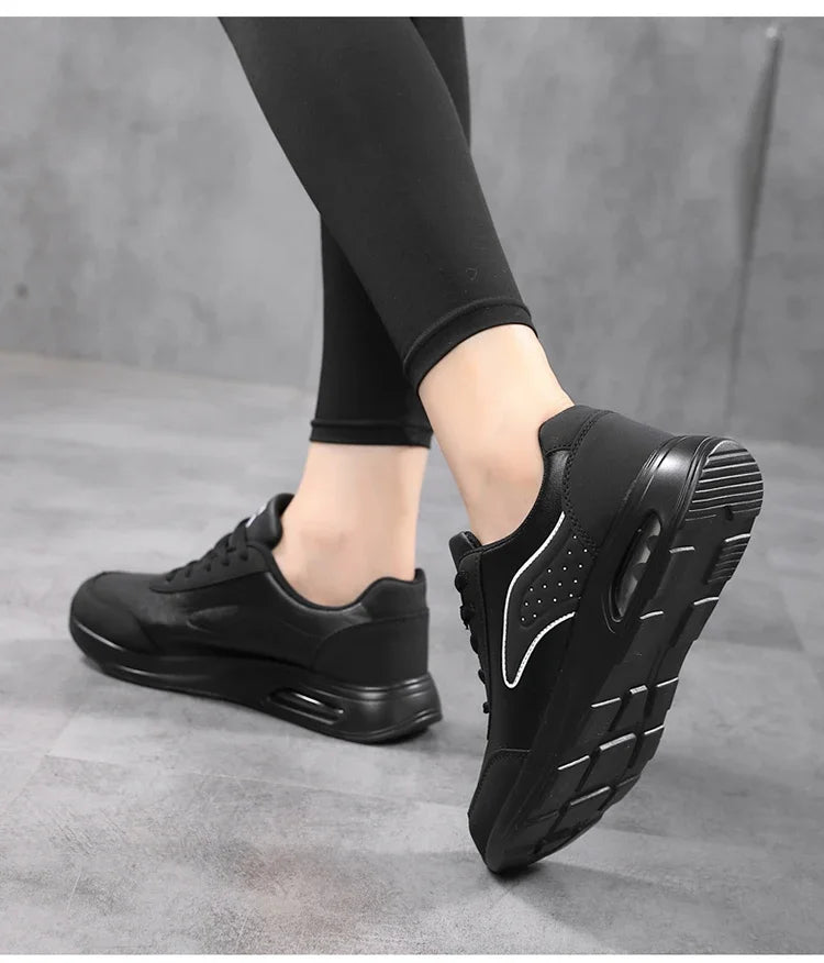 2025 New Women's Fashionable Sneakers Leather Women's Casual Shoes Lace Up Flat Shoes Ladies Lightweight Fitness Walking Shoes