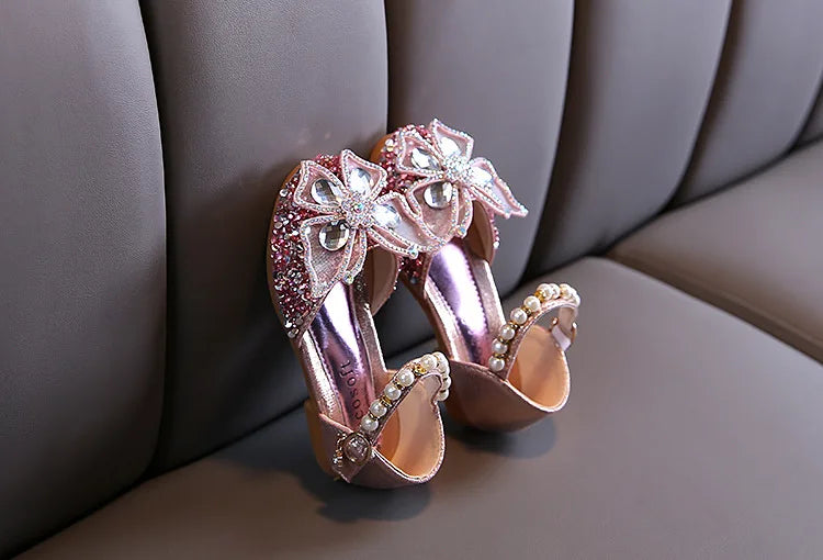 Girls Princess Sandals Kids Summer Children Wedding Party Shoes Performance Soft Flat Shoe Girls Dance Diamonds Butterfly Shoe