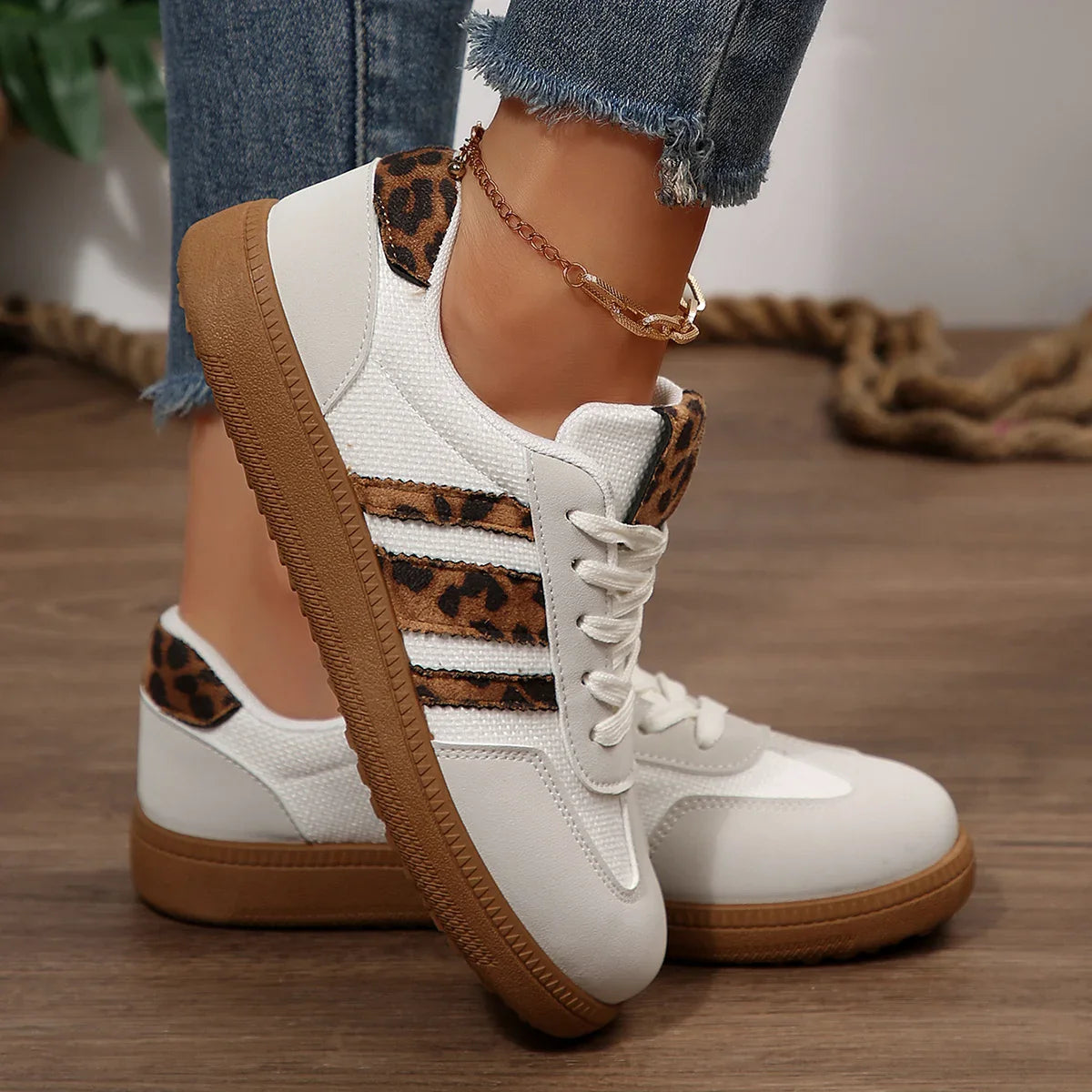 Women Sneakers 2025 New Fashion Luxury Designer Comfortable Shoes for Women Brand Classical Outdoor Casual Sneakers Women