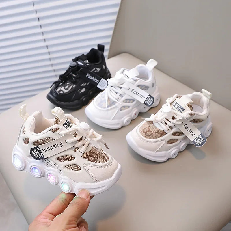Sneakers Kids Fashion LED Light Shoes Letter Webbing Mesh Breathable1-6years Old Luminous Shoes Casual Sports Shoes Boys Shoes