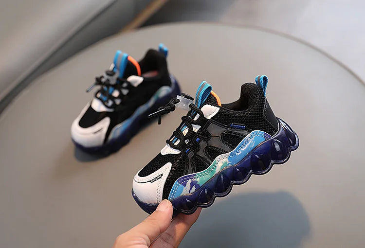 New Kid Sneaker Anti Slip Soft Bottom Boy LED Light Shoes Comfort Versatile Girls Casual Shoe Simple Child Mesh Shoes