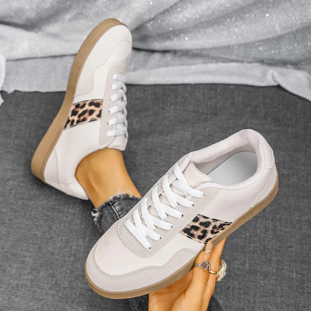 Women Sneakers 2025 New Fashion Luxury Designer Shoes for Women Brand Classical Outdoor Casual Sneakers Women Zapatos De Mujer