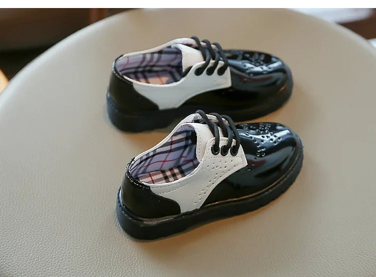 Boys Girls Fashion Leather Shoes 2025 Children New Style Oxfords Kids Flats for Baby School Party Formal Wedding Leather Shoes