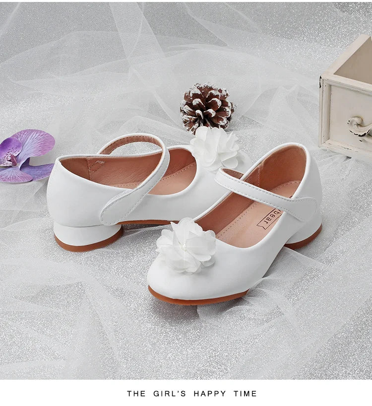 Children's shoes in spring and autumn new girls white Pearl flower Princess shoes fashion high heels wear-resistant and non-slip