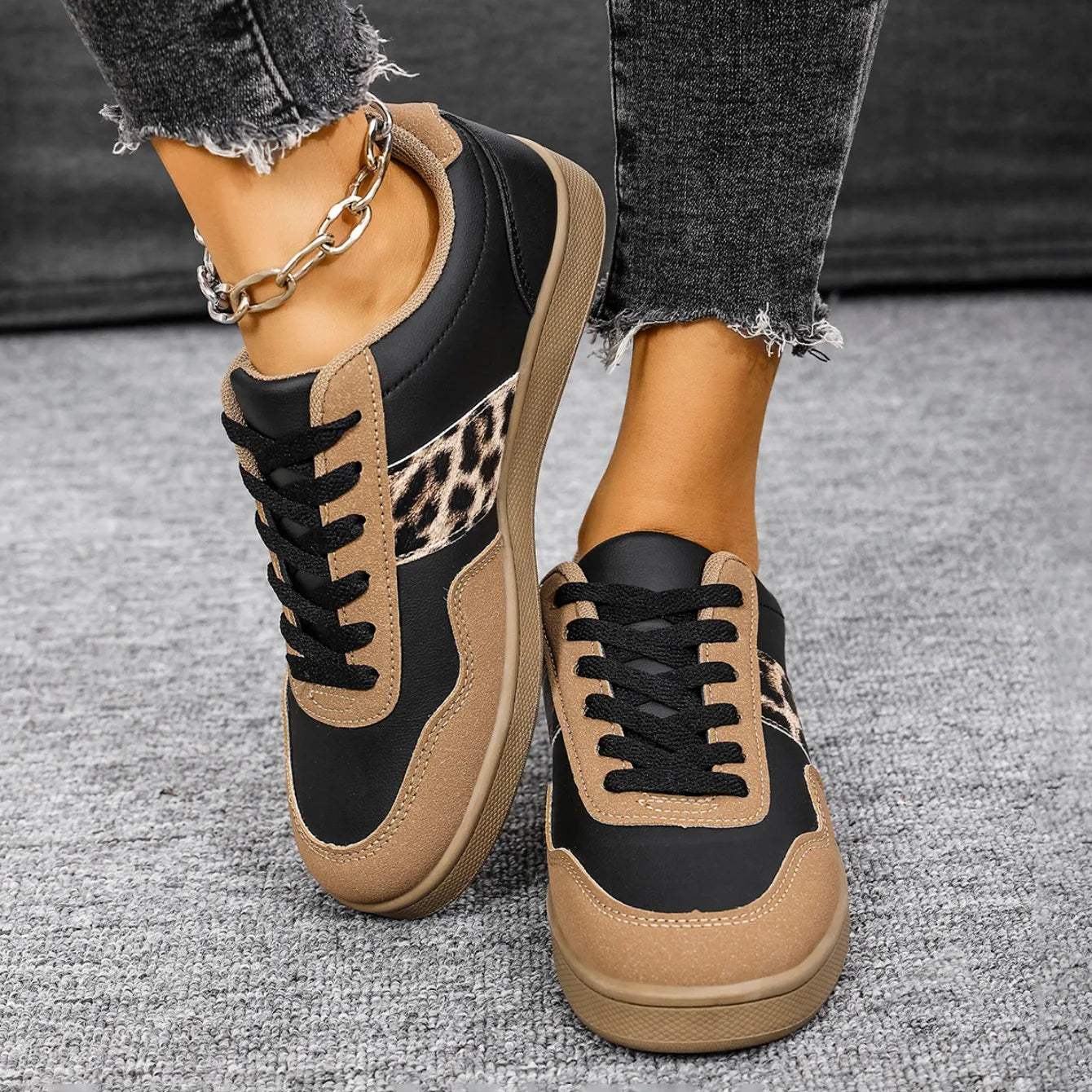 Women Sneakers 2025 New Fashion Luxury Designer Shoes for Women Brand Classical Outdoor Casual Sneakers Women Zapatos De Mujer