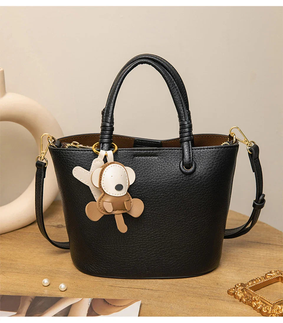 2024 New Bucket Bag for Women, Fashionable and Versatile, Handheld, Diagonal, High End, Single Shoulder, Small and Unique Design