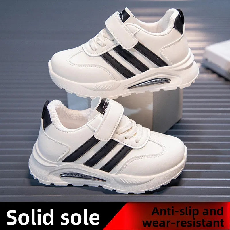 2026 New Spring Fall Sport Shoes for Boys Fashion Patchwork Stripes Dad Sneakers for Girls Black Khaki Gray Kids Trainers